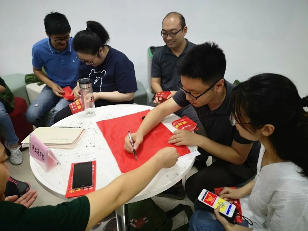 //mmbiz.qpic.cn/mmbiz_jpg/ib50x4tG0mcfUia6LjhV1kDvPShc7VpjX46ZkicibN91G0GCoQwOCsmIpUAUyqDvRKWqymJ3cgqRjX1Jm4Rh1Z0hXA/640?wx_fmt=jpeg